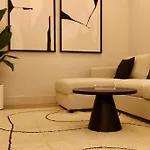 Garibaldi 3 Renovated 1br Apartment, Old Town Διαμέρισμα