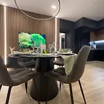 Garibaldi 3 Renovated 1br Apartment, Old Town Διαμέρισμα Όλμπια