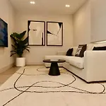 Garibaldi 3 Renovated 1br Apartment, Old Town Appartement