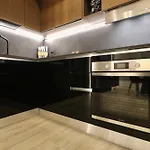 Garibaldi 3 Renovated 1br Apartment, Old Town Апартаменты *