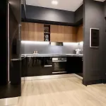 Garibaldi 3 Renovated 1br Apartment, Old Town