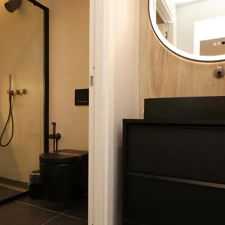 Luxurious 1br - Historical Centre - Fully Equipped & Renovated - Garibaldi#3 Olbia