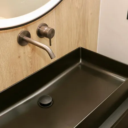 Luxurious 1br - Historical Centre - Fully Equipped & Renovated - Garibaldi#3 * Olbia