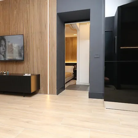 Luxurious 1br - Historical Centre - Fully Equipped & Renovated - Garibaldi#3 Olbia