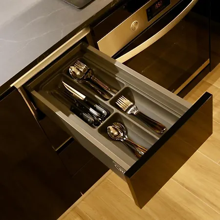 Appartamento Luxurious 1br - Historical Centre - Fully Equipped & Renovated - Garibaldi#3