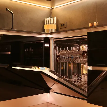 Διαμέρισμα Garibaldi 4 3 Second Floor Όλμπια