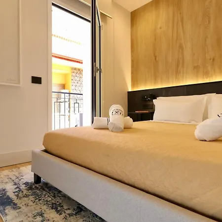 Apartment Superior Luxurious Romantic Getaway - Historical Centre - Fully Equipped & Renovated - Garibaldi#3