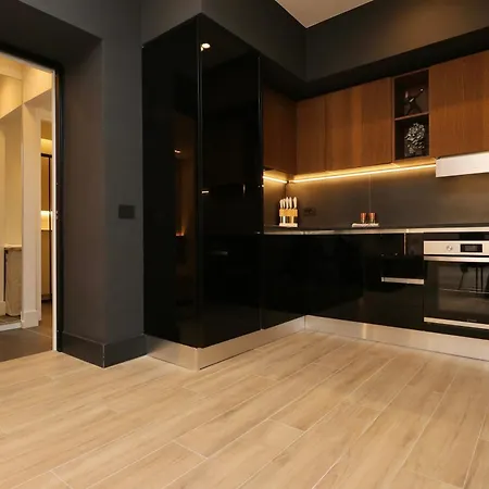 Luxurious 1br - Historical Centre - Fully Equipped & Renovated - Garibaldi#3 Όλμπια