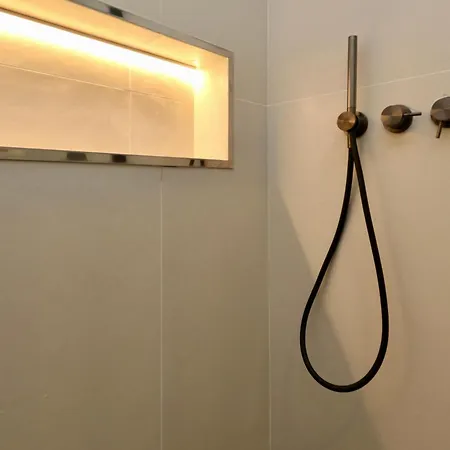 Appartamento Luxurious 1br - Historical Centre - Fully Equipped & Renovated - Garibaldi#3 *