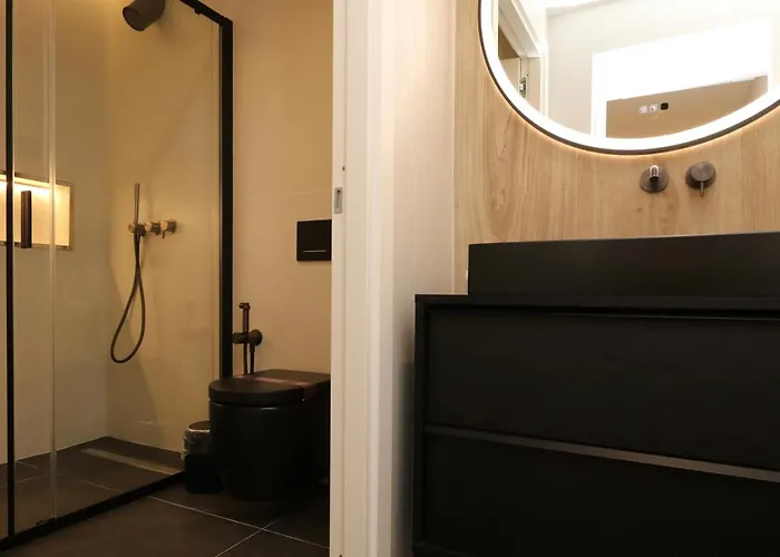 Luxurious 1br - Historical Centre - Fully Equipped & Renovated - Garibaldi#3 Olbia