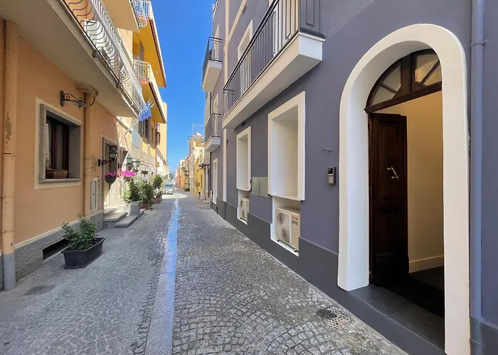 Apartman Luxurious 1br - Historical Centre - Fully Equipped & Renovated - Garibaldi#3 *