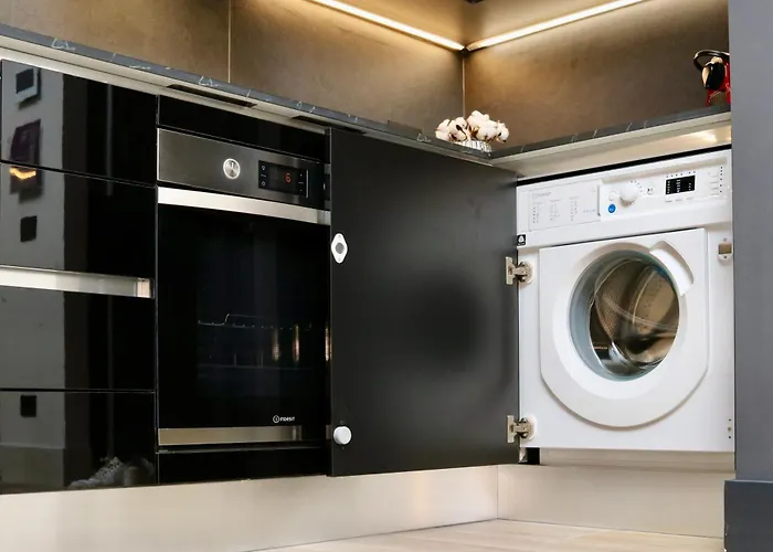 Apartment Luxurious 1br - Historical Centre - Fully Equipped & Renovated - Garibaldi#3