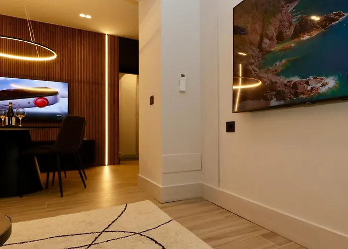 Luxurious 1br - Historical Centre - Fully Equipped & Renovated - Garibaldi#3 * Olbia