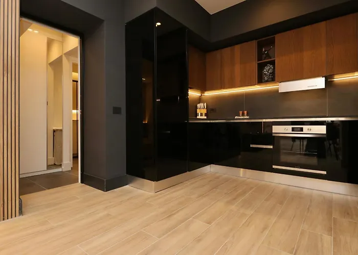 Luxurious 1br - Historical Centre - Fully Equipped & Renovated - Garibaldi#3 Olbia