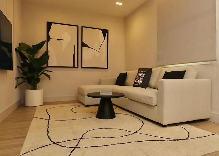 Apartman Luxurious 1br - Historical Centre - Fully Equipped & Renovated - Garibaldi#3 Olbia