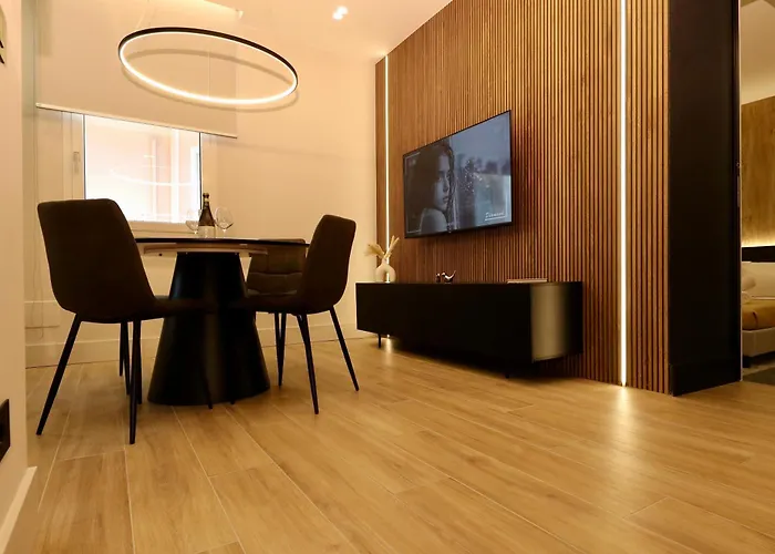 Luxurious 1br - Historical Centre - Fully Equipped & Renovated - Garibaldi#3 Апартаменты Ольбия